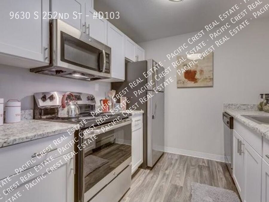 Primary Photo - 9630 S 252nd St