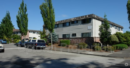 Building Photo - 8069 NE Flanders St