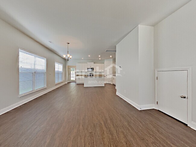 Foto del edificio - 5342 Tupelo St