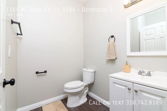 Building Photo - 1164 W 24th St