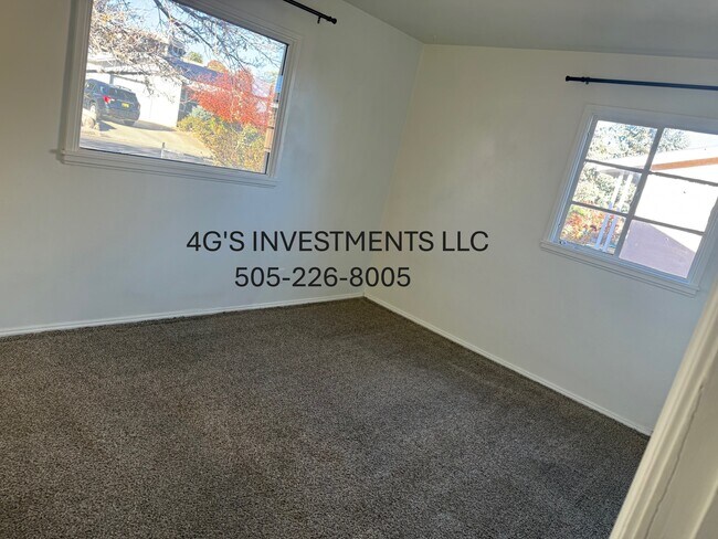 Foto del edificio - 2627 N Mossman Dr