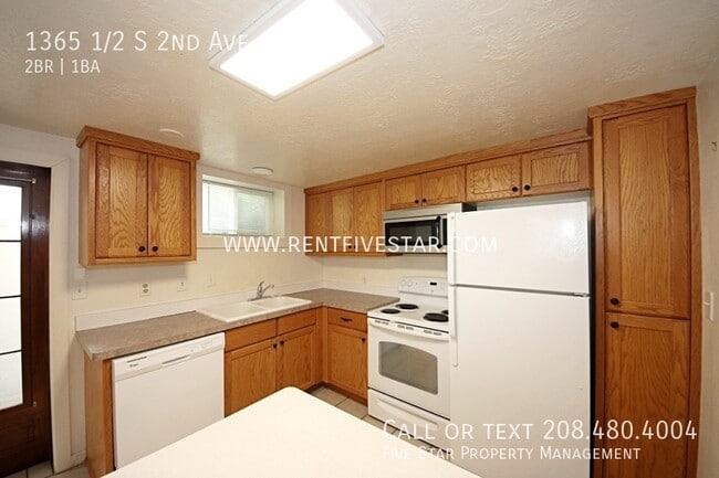 Building Photo - 1365 1/2 S 2nd Ave-
