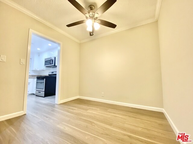 Foto del edificio - 1037 N Ogden Dr