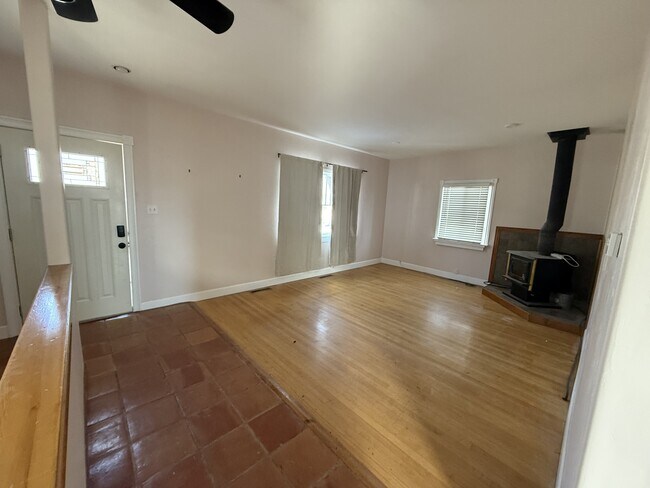 Foto del edificio - 118 Court St