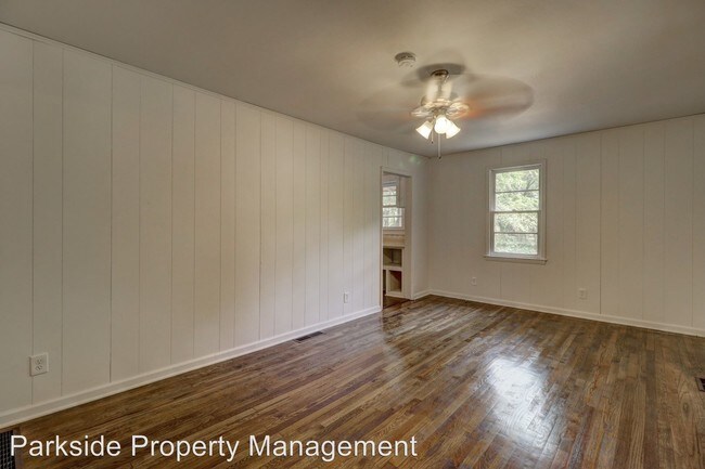 Building Photo - 2 br, 1 bath House - 2000 Fowler Rd