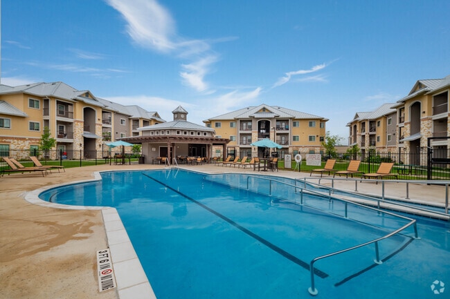 Pool - Kallison Ranch Apartments