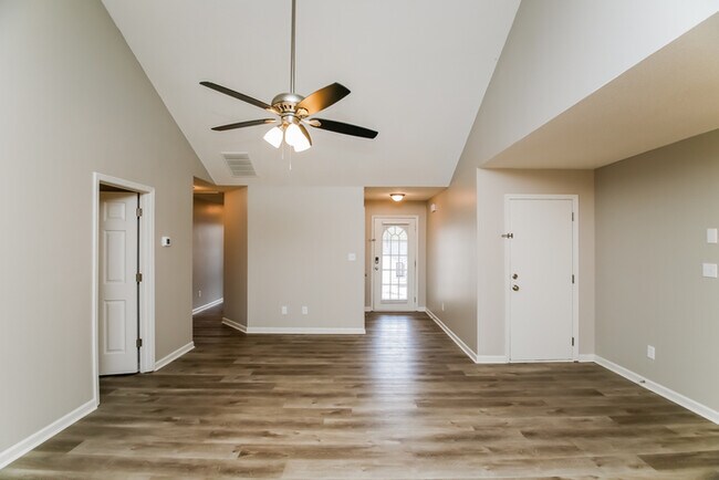 Foto del edificio - 2790 Highland Hill Pkwy