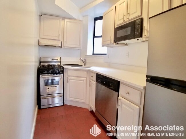 Building Photo - 203 West 84th Street