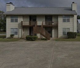 Building Photo - 831 Willow Pointe
