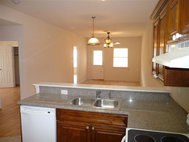 Building Photo - 3124-3126 Cherry Ln