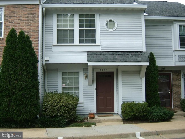 Foto del edificio - 1045 Lower Gold Camp Rd