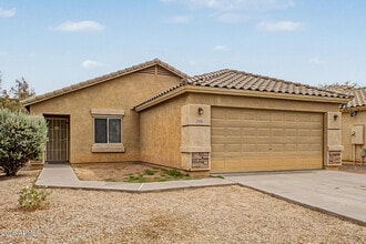 Building Photo - 2435 E Olivine Rd