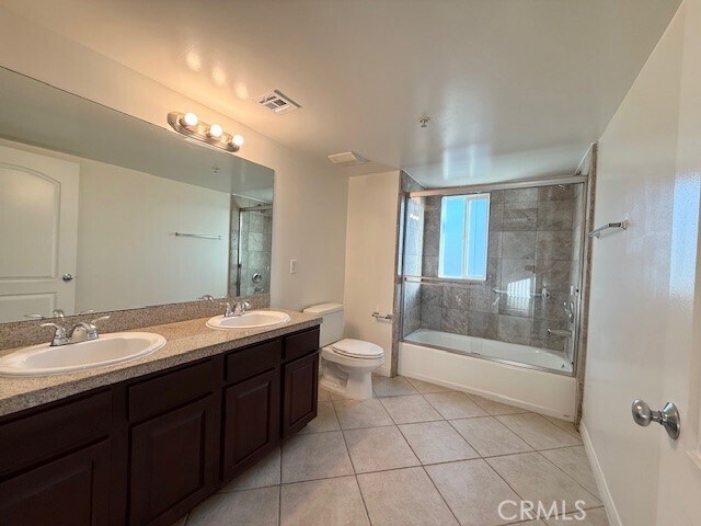 Foto del edificio - 13525 Vanowen St