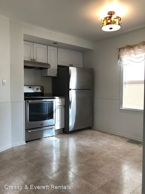 Building Photo - 3 br, 1 bath House - 2630 Willa Dr.