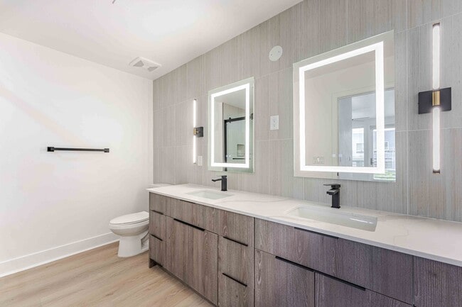 Ariva, San Diego, CA, renovaciones de lujo - Ariva