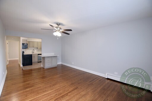 Foto del edificio - 6029 N Winthrop Ave