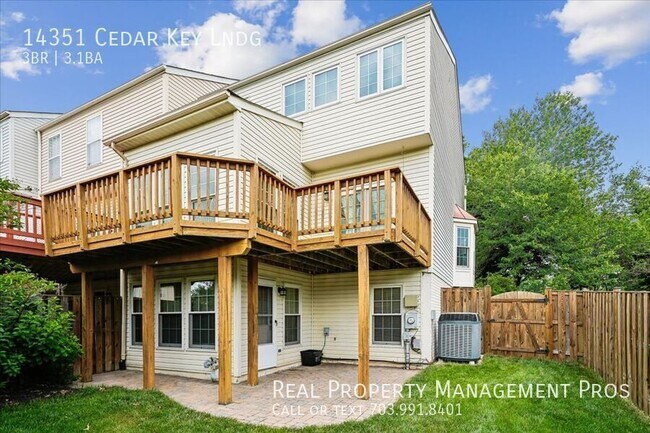 Building Photo - 14351 Cedar Ky Lndg