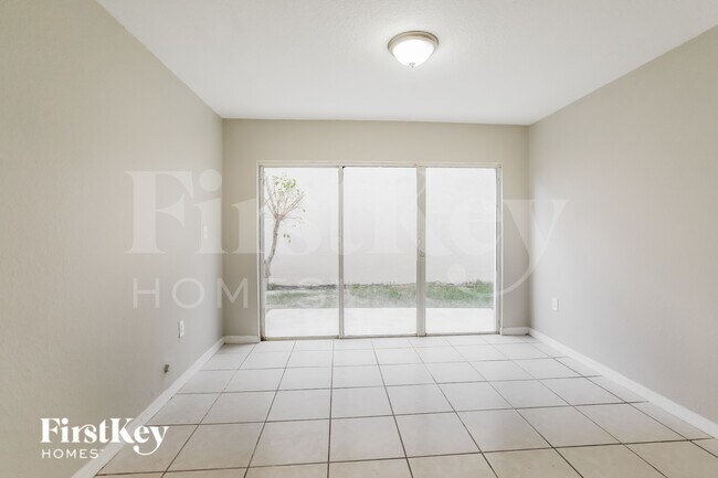 Foto del edificio - 10561 SW 161st Ave