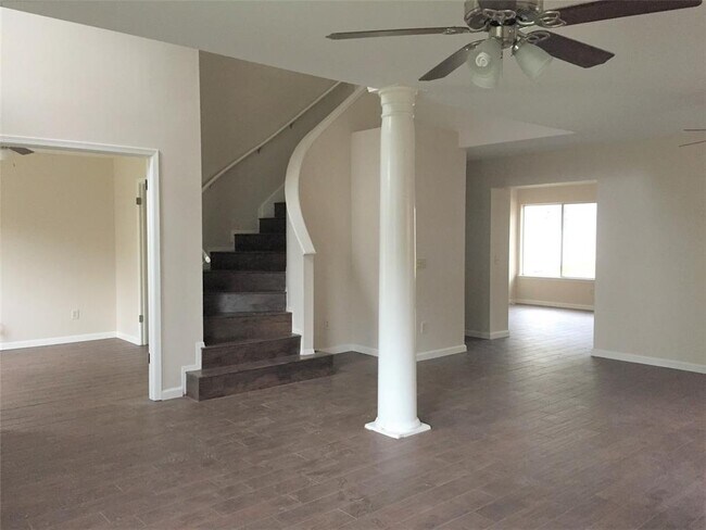 Building Photo - 11400 Gatling Gun Ln