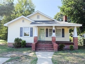 Building Photo - 316 Broadfoot Ave