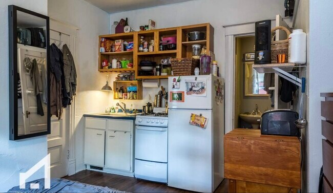 Foto del edificio - 1049 Spaight St