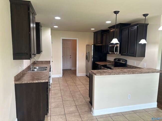 Foto del edificio - 6910 Breyerton Way SE