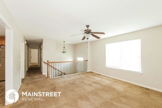 Building Photo - 221 Golfview Dr