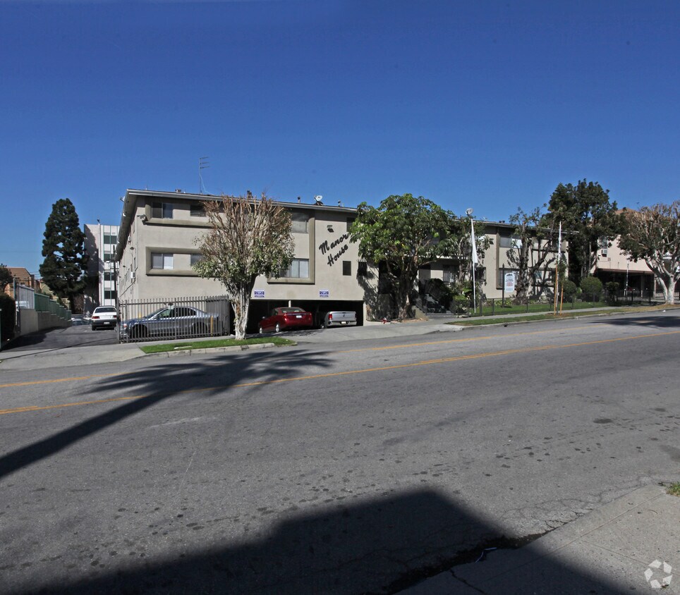 Foto principal - Westlake Apartments
