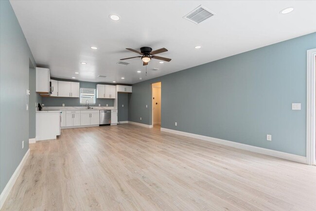Building Photo - 13029 Herrick Ave