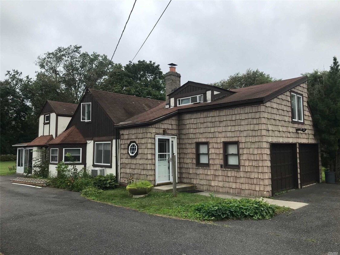 98 Cuba Hill Rd, Greenlawn, NY 11740 House Rental in Greenlawn, NY