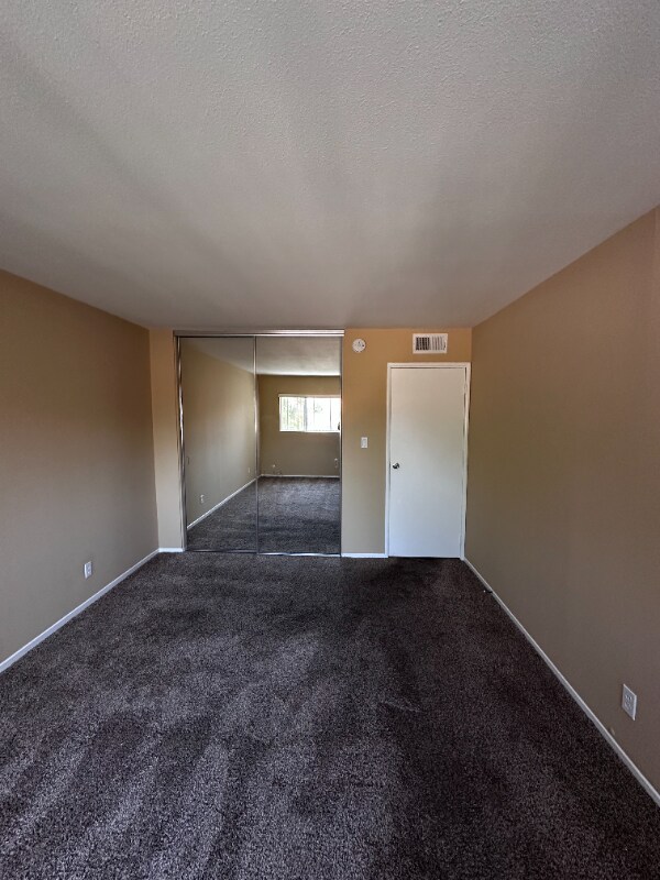 Building Photo - 338 S Arroyo Dr