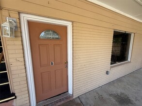 Building Photo - 1414 East Ave