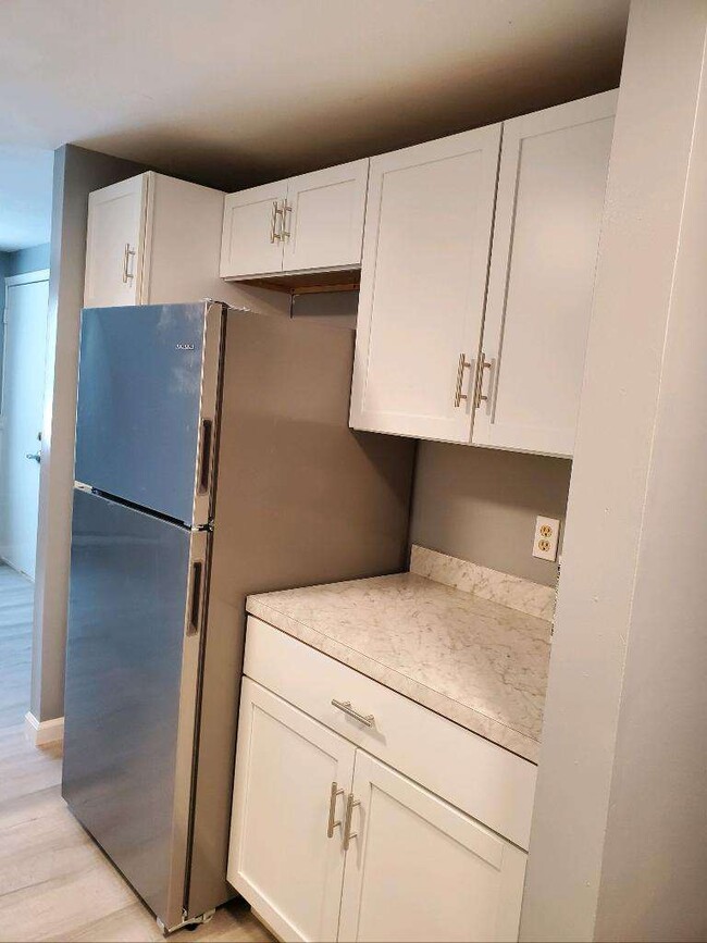 H31 lg 1BD - Handicap Kitchen 2 - Deerfield Estates