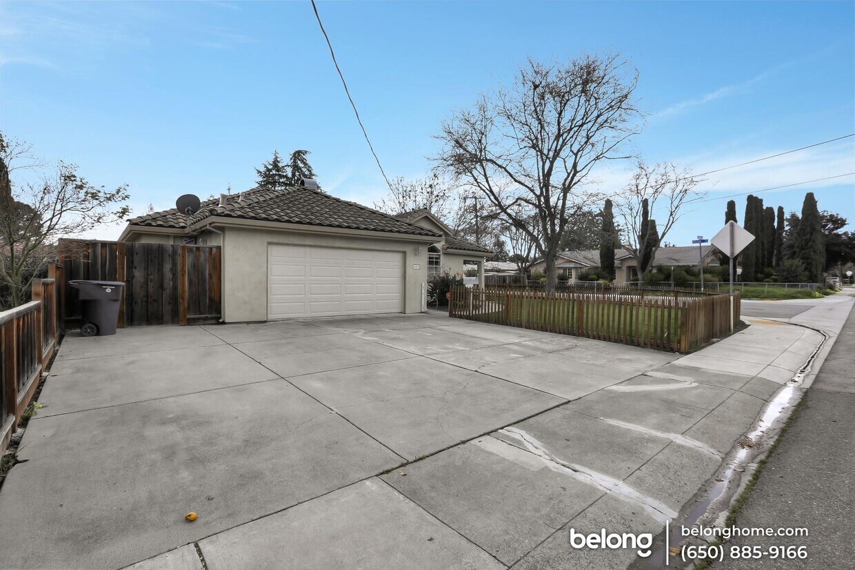 Foto principal - 403 Farley St