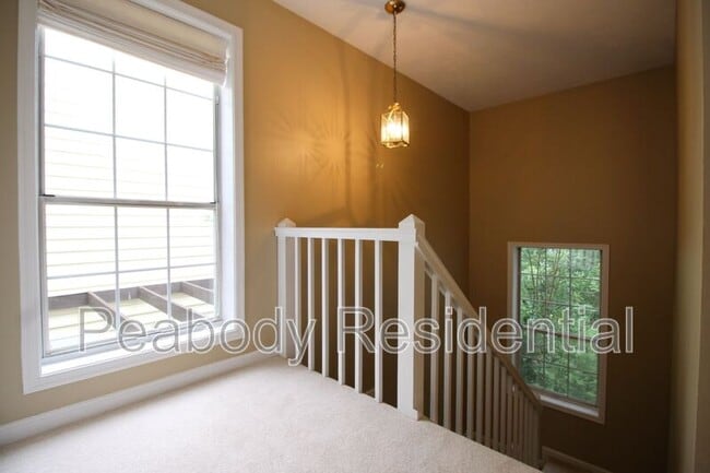Building Photo - 10118 Oakton Terrace Rd