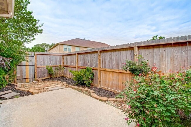 Foto del edificio - 12108 Martin Creek Ln