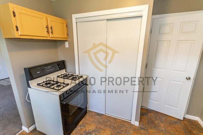 Foto del edificio - 1132 E 1st St