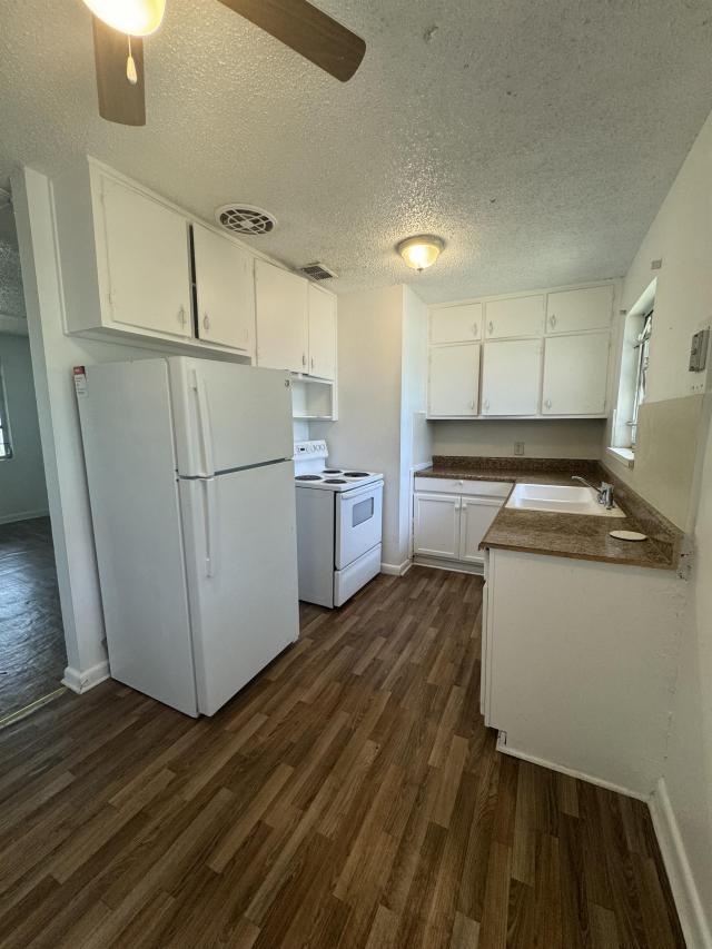 Building Photo - 3 bedroom in Jacksonville FL 32209