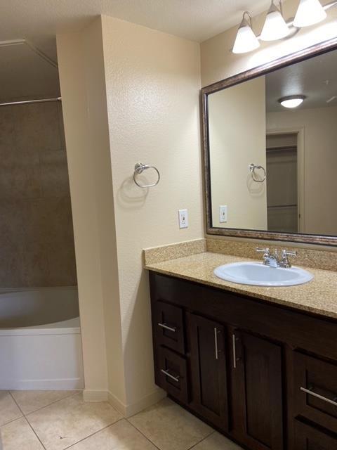 Interior Photo - MAA Heights