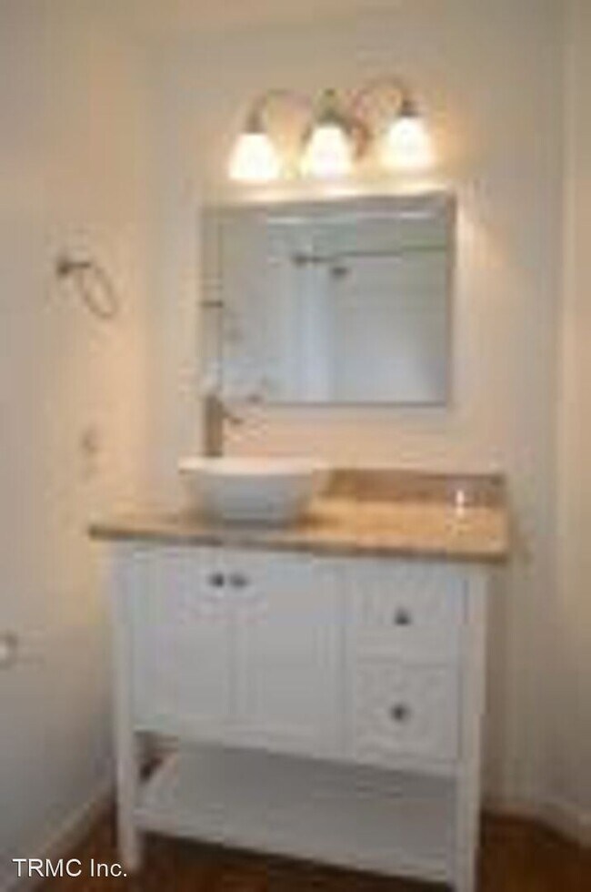 Building Photo - 1 br, 1 bath House - 14721 WHITECAP BLVD U...