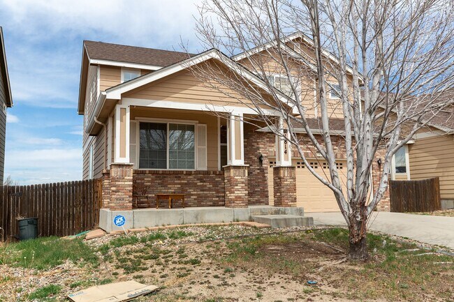 Foto del edificio - Single Family House for Rent - Claremont Ranch, Colorado