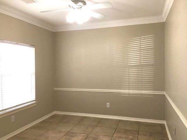 Foto del edificio - 15607 Tylermont Dr