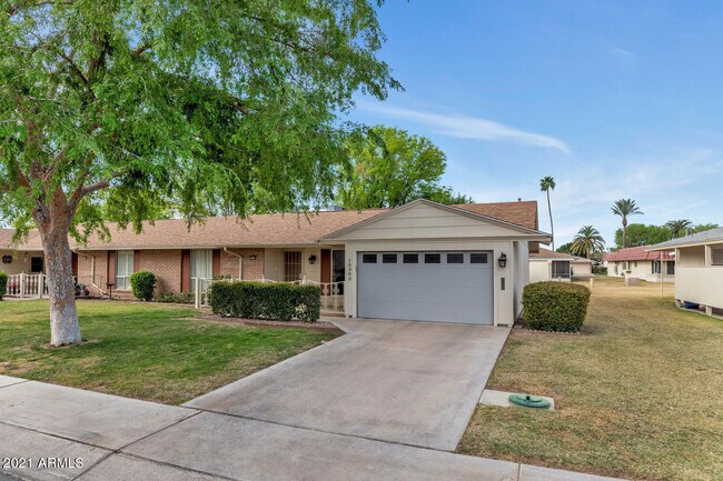 Foto del edificio - 10303 W Prairie Hills Cir