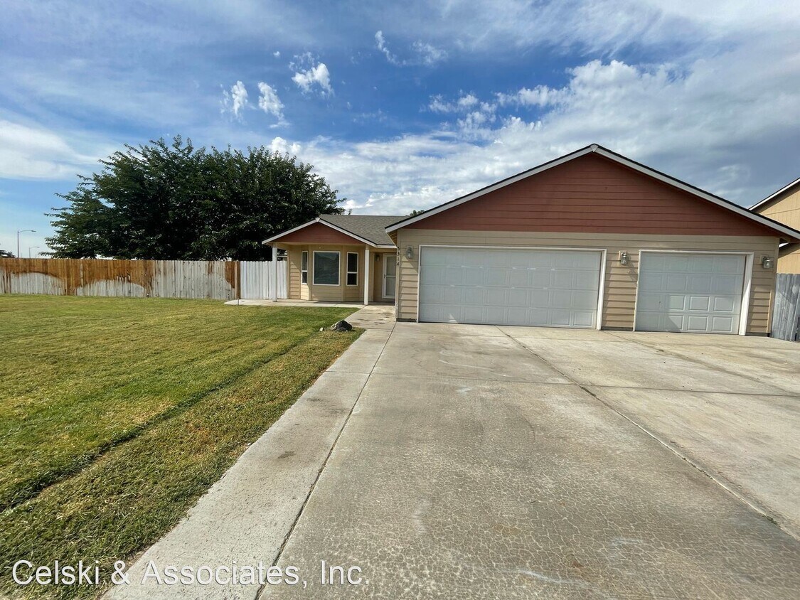 4 br, 2 bath House 5314 Truman Lane House for Rent in Pasco, WA