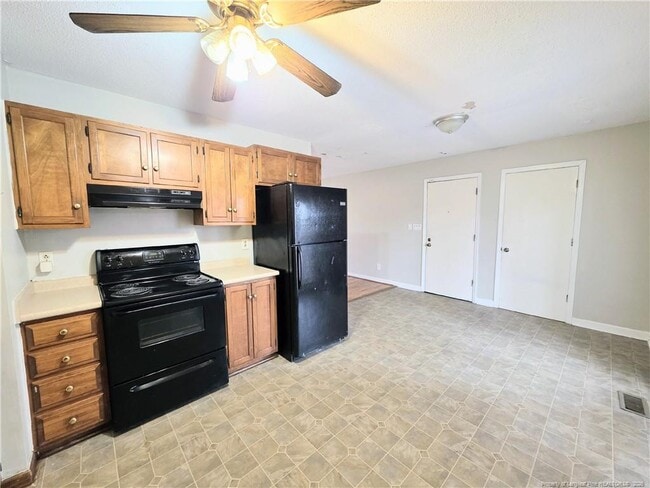 Foto del edificio - 4602 Gardenwood Ct