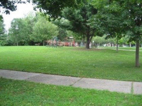 Foto del edificio - 1526 Albany Ave