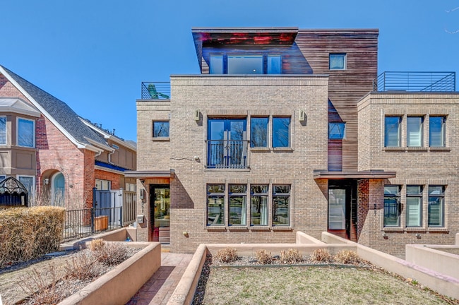 Photo - 551 Cook St Townhome