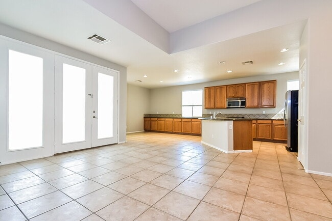 Foto del edificio - 9048 Blue Raven Ave