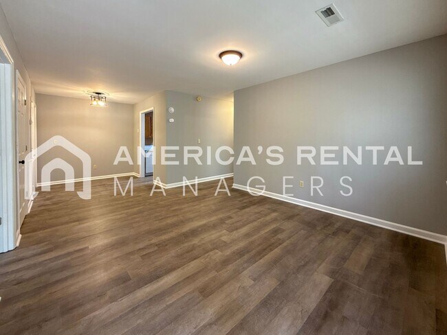 Foto del edificio - Lovely 2 Bed, 2 Bath Townhome for Rent in Montevallo, AL! View with 48 Hours Notice!