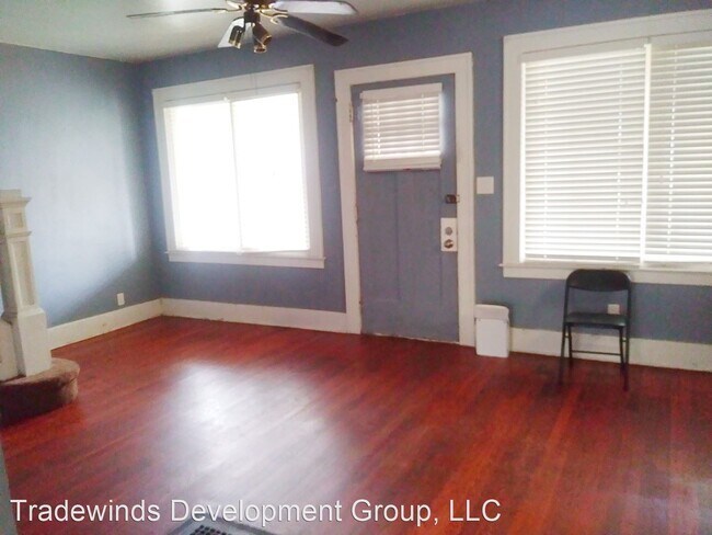 Building Photo - 3 br, 1 bath House - 44 Union Street